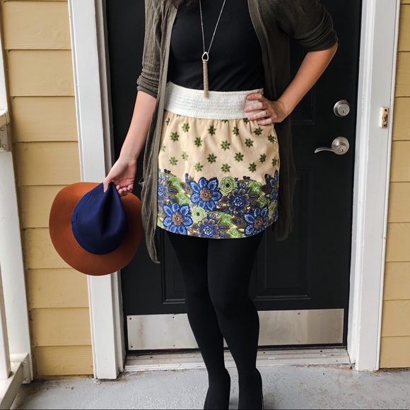 Free People Floral Tapestry Skirt in Beige/White - Picture 4 of 5